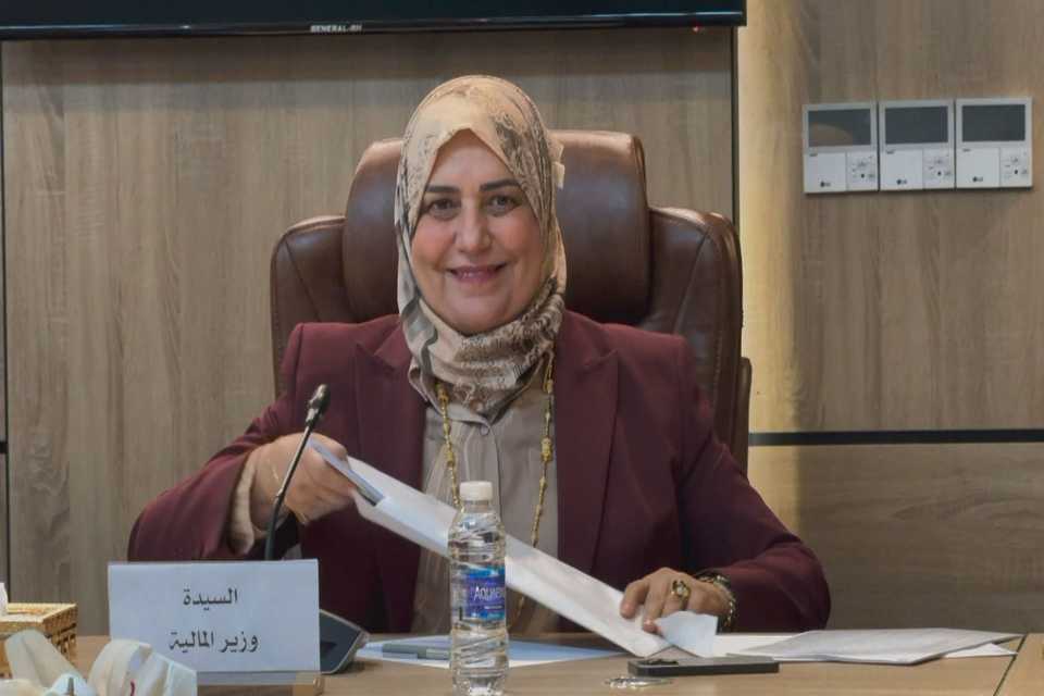  عێراق: نزیکەی چوارسەد هەزار گرێبه‌ست له‌ وانه‌بێژ و ئیداری بۆ وه‌زاره‌تی په‌روه‌رده‌ به‌هه‌میشه‌یی كراون
