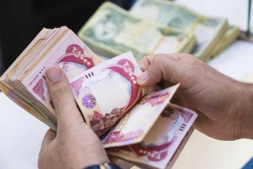 بەغدا بڕیارێکی گرنگ لەبارەی مووچەخۆرانی هەرێمەوە دەردەکات
