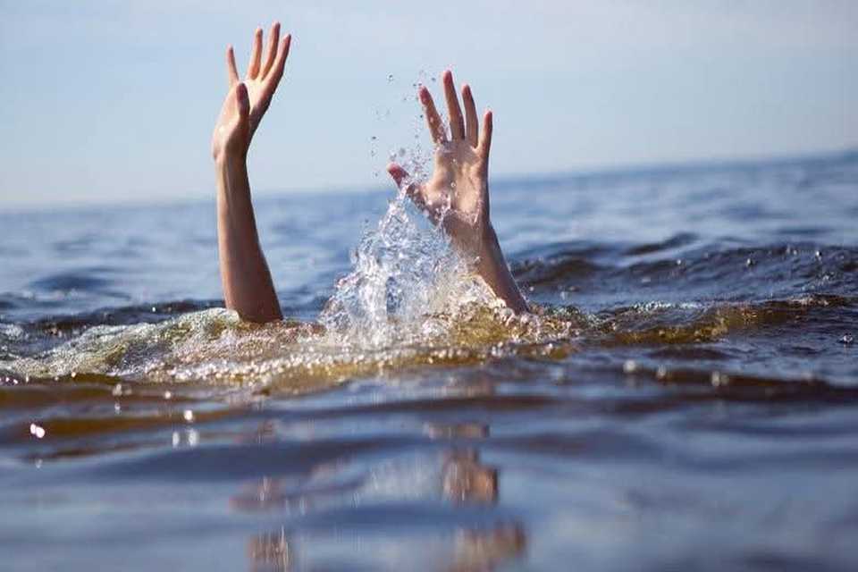 گەرمیان؛ مێرد منداڵێک لەئاودا خنکا